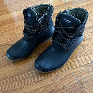 Sperry Duck Boots Black Quilted Design Size 8